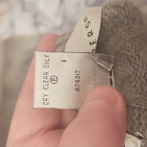 Precious Fibers 💯 Cashmere grey  long dolman sleeve sweater - Picture 7 of 7